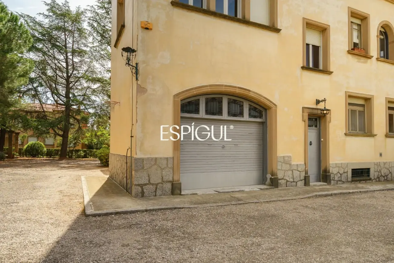 Finca señorial catalogada en venta en Matadepera