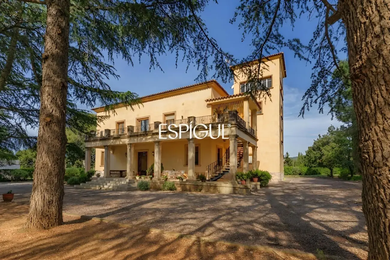 Finca señorial catalogada en venta en Matadepera