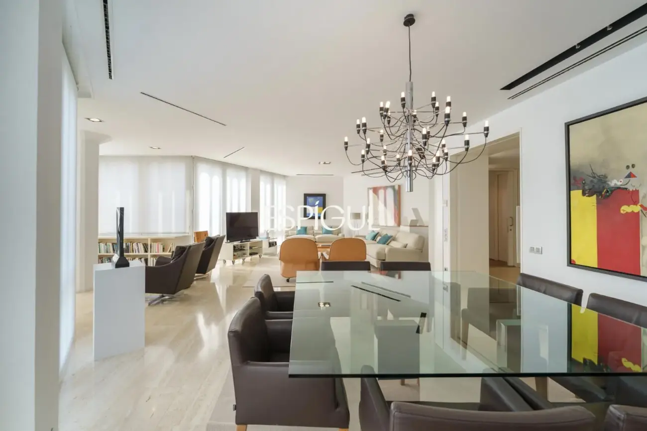 Сады Токио: Самое эксклюзивное и светлое убежище в Педральбесе