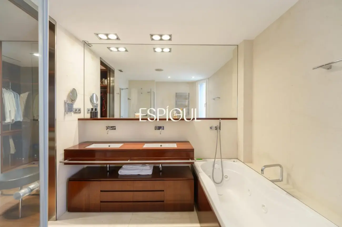 Сады Токио: Самое эксклюзивное и светлое убежище в Педральбесе