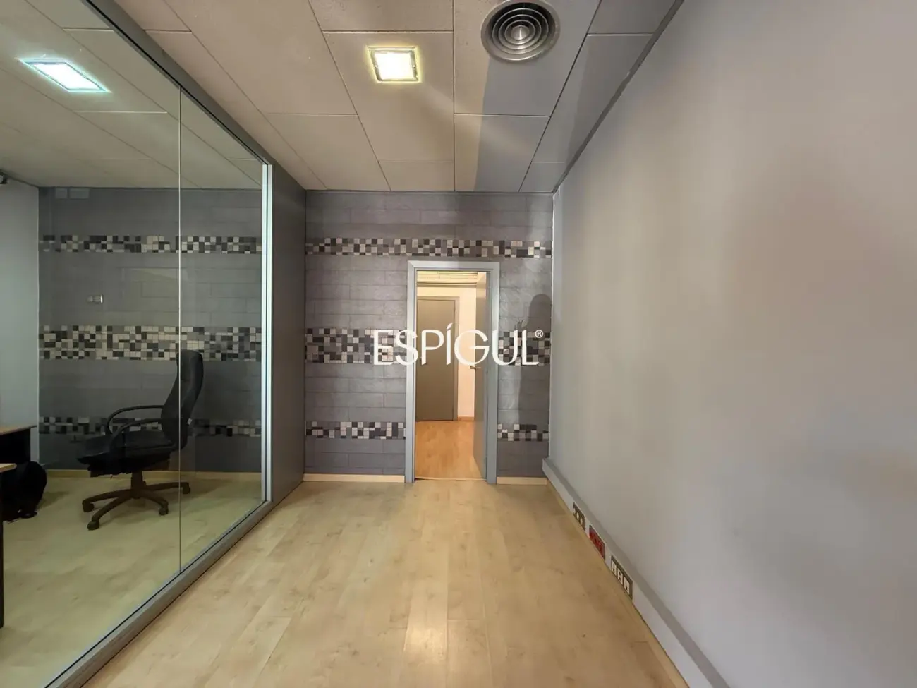 Помещение на продажу в Жироне