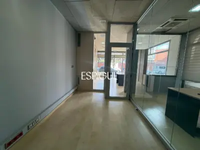 Помещение на продажу в Жироне