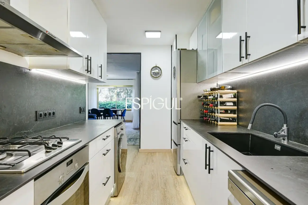 Piso con vistas al mar en S´Agaro