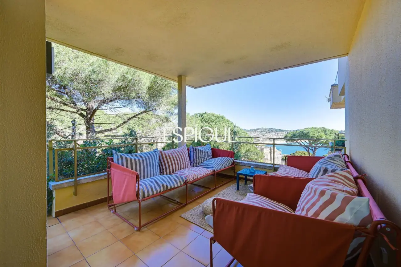 Piso con vistas al mar en S´Agaro