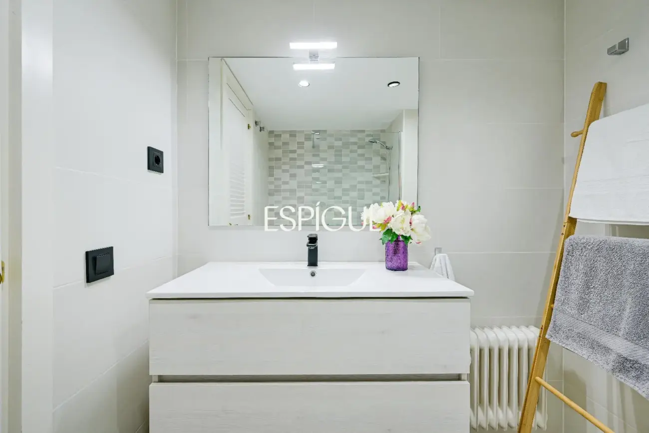 Piso con vistas al mar en S´Agaro