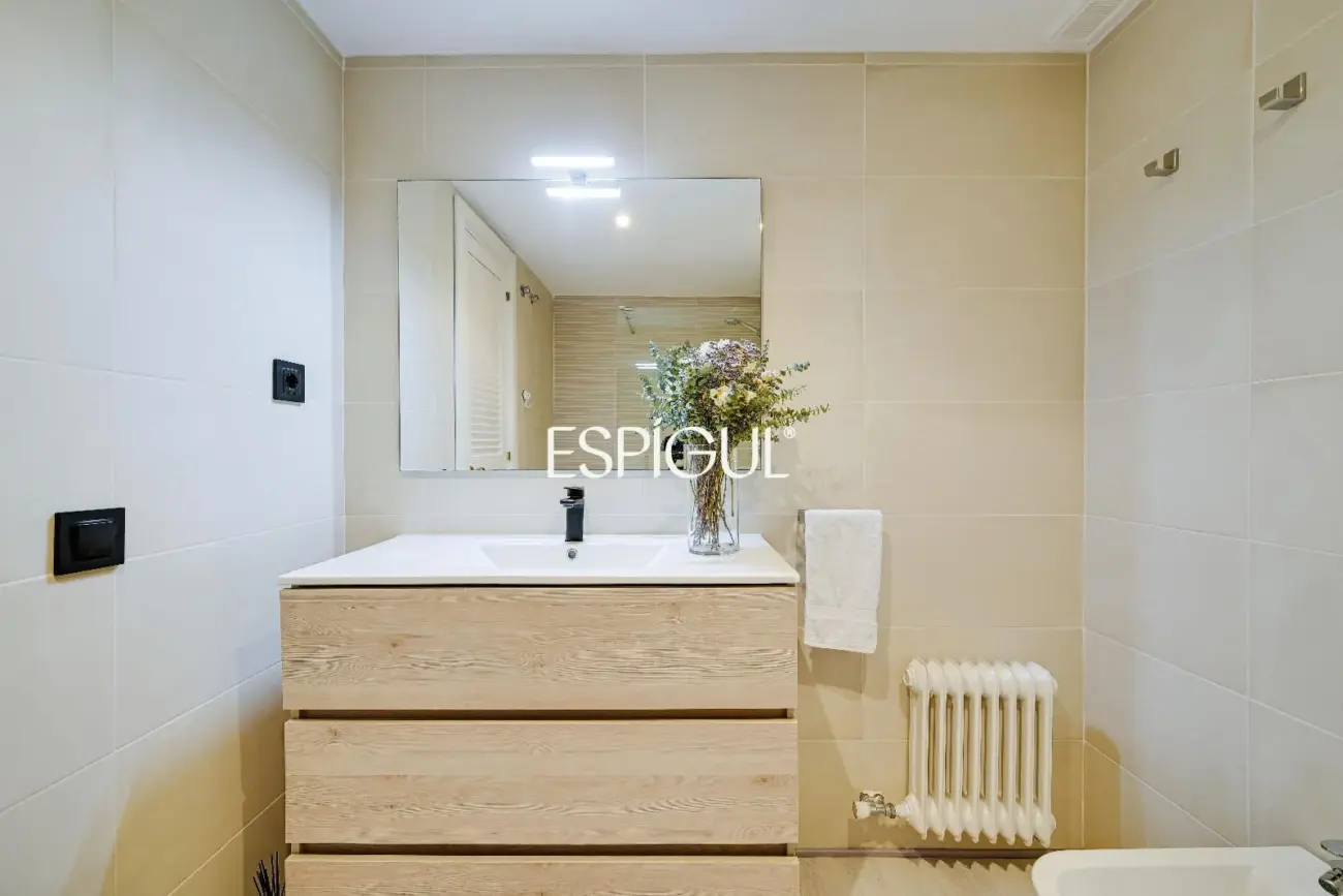 Piso con vistas al mar en S´Agaro