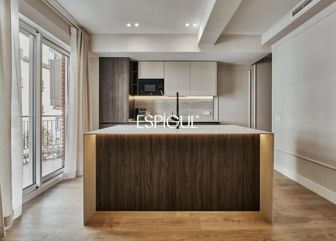 Меблированная квартира на продажу в районе Листа