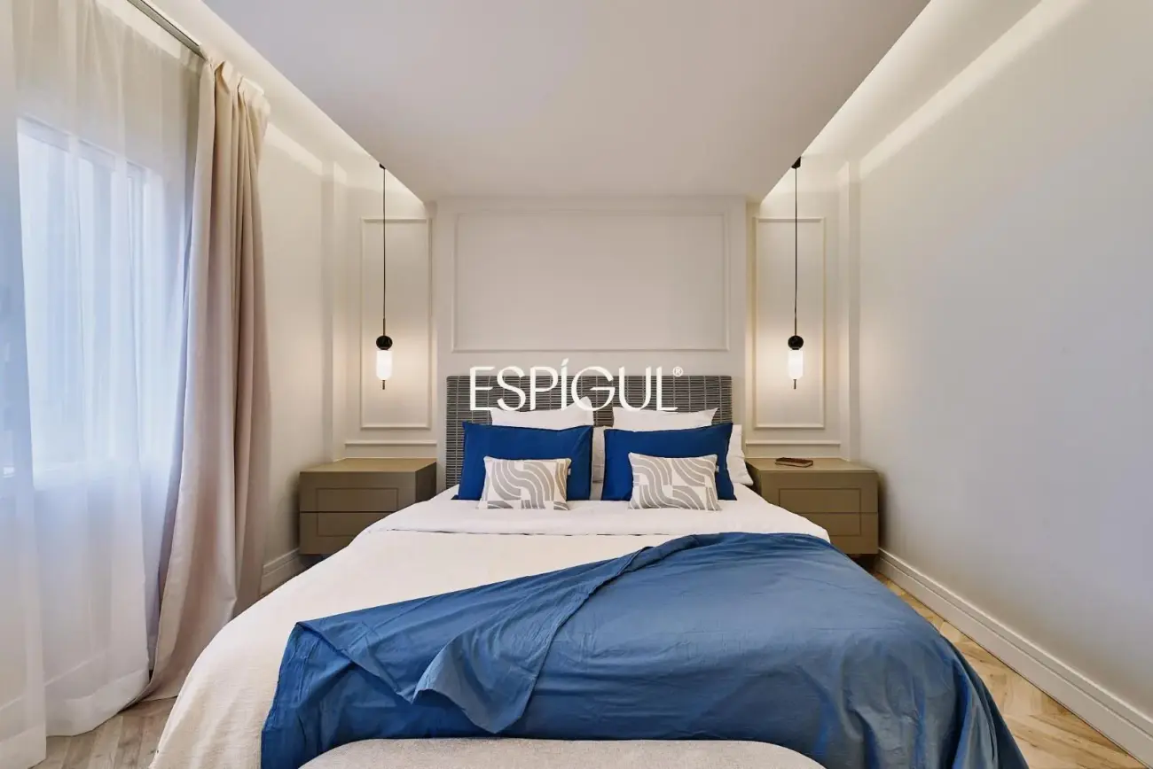 Piso en venta en Diego de León con terraza, Lista