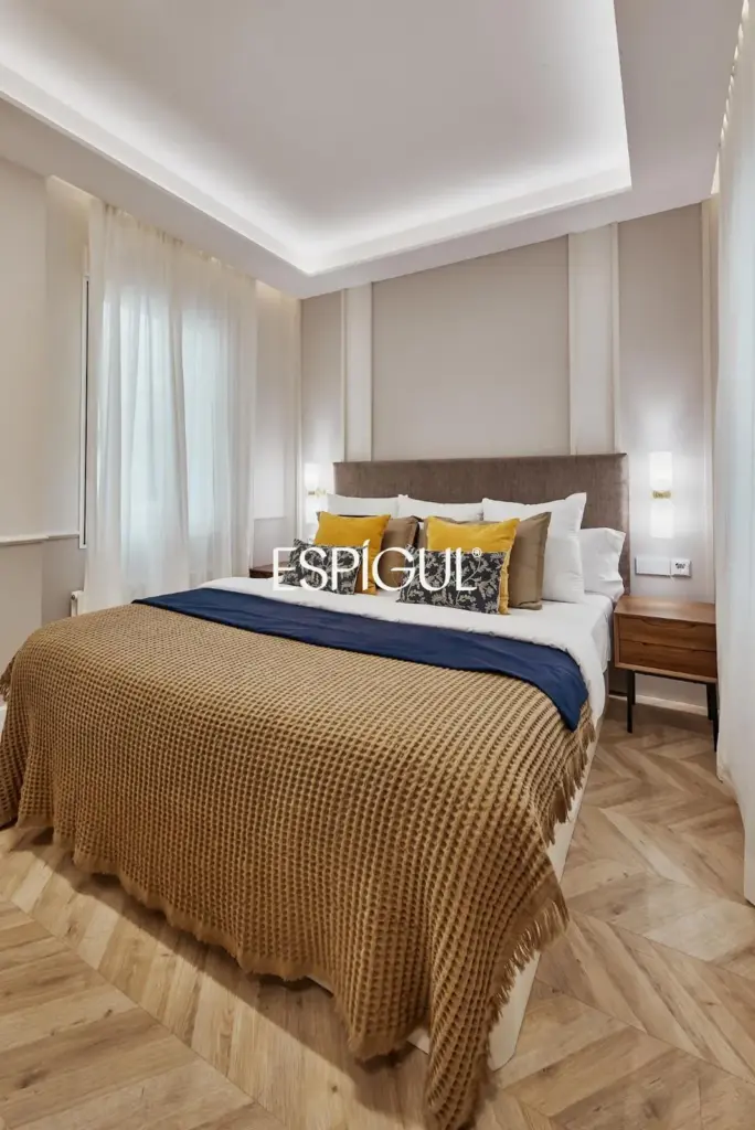 Apartment for sale in a classic building in Barrio Salamanca