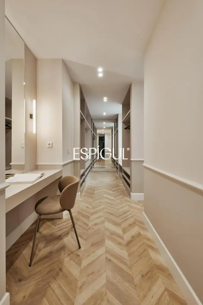 Apartment for sale in a classic building in Barrio Salamanca