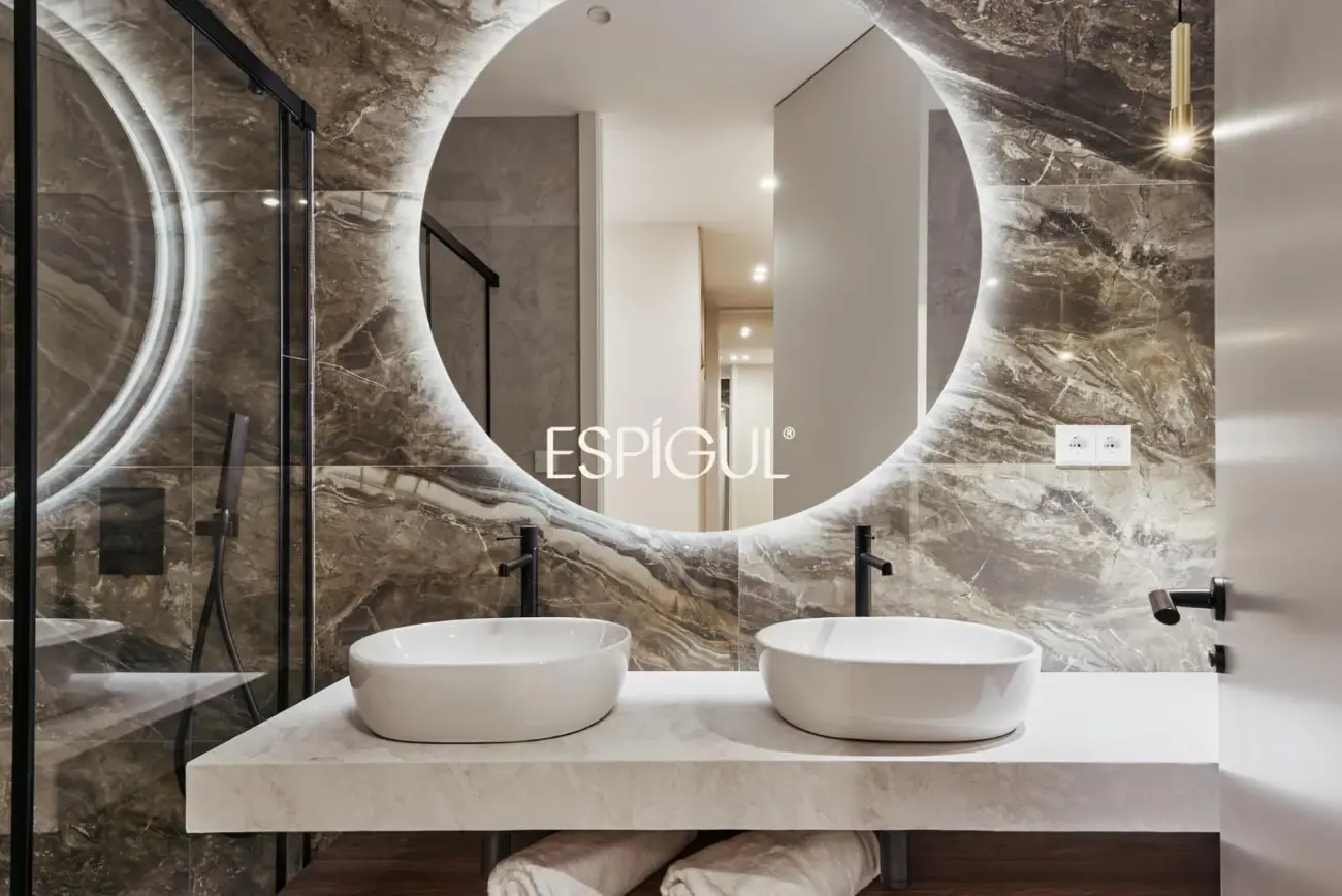 Apartment for sale in a classic building in Barrio Salamanca