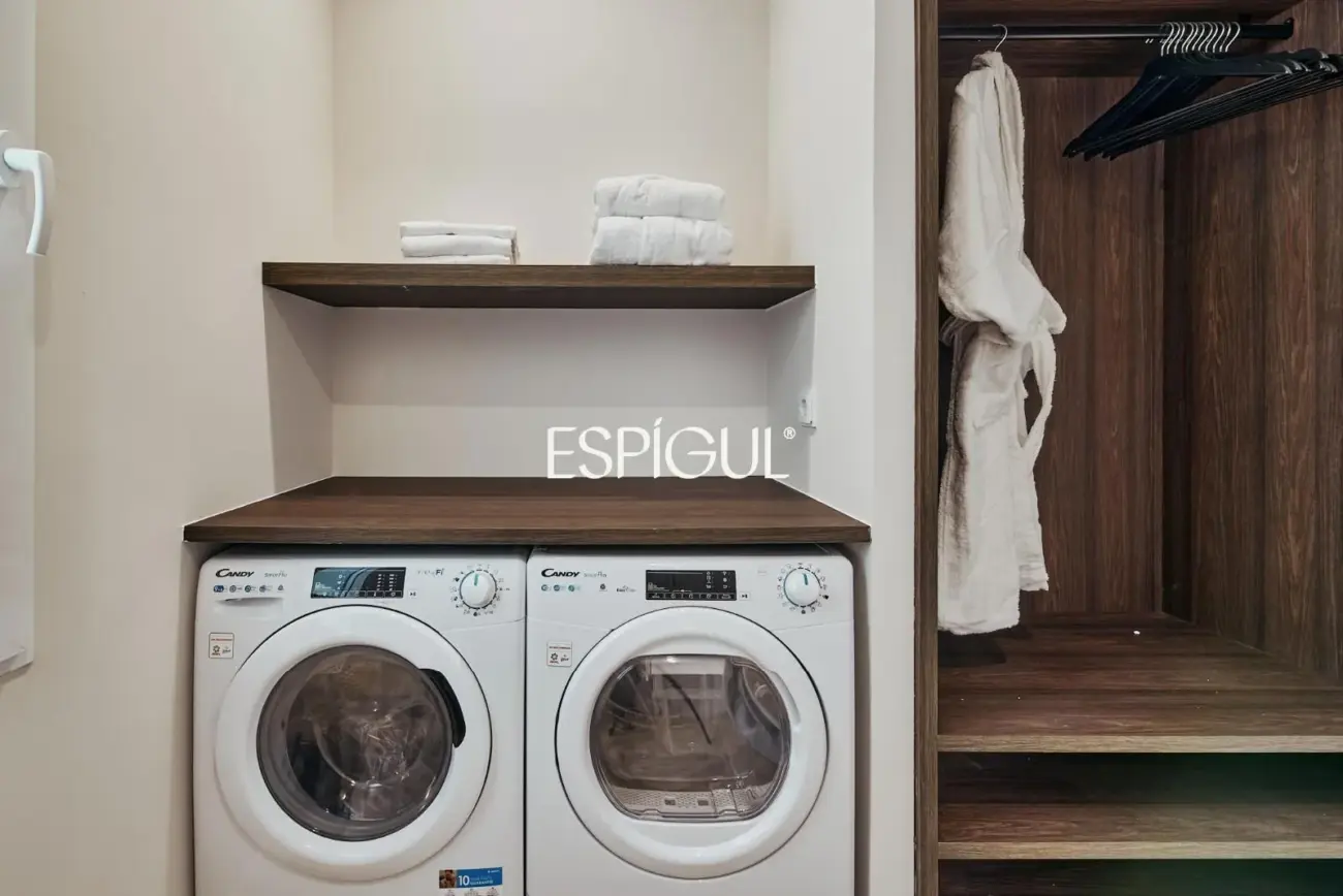 Apartment for sale in a classic building in Barrio Salamanca