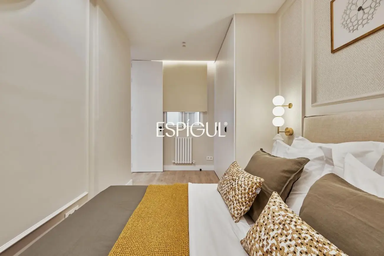 Apartment for sale on Príncipe Vergara. Ready