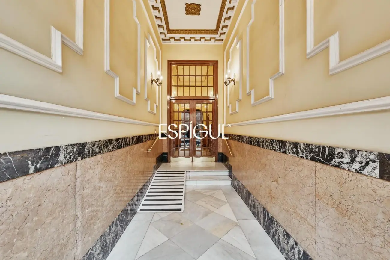 Apartment for sale on Príncipe Vergara. Ready