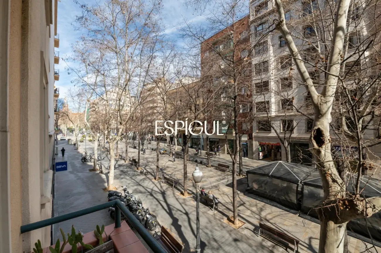 Piso en venta en Sagrada Familia