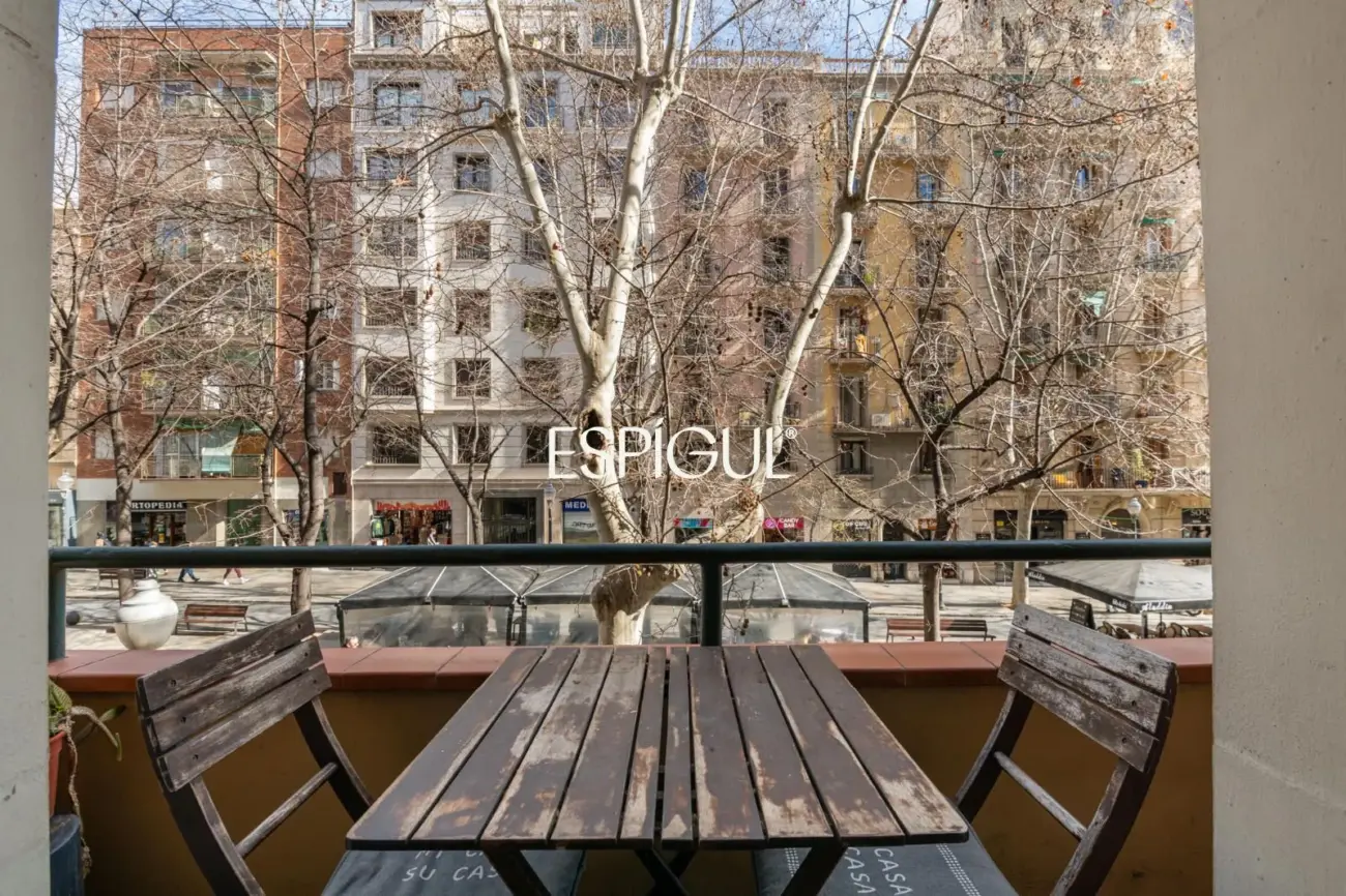 Piso en venta en Sagrada Familia