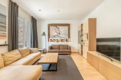 Piso en venta en Sagrada Familia