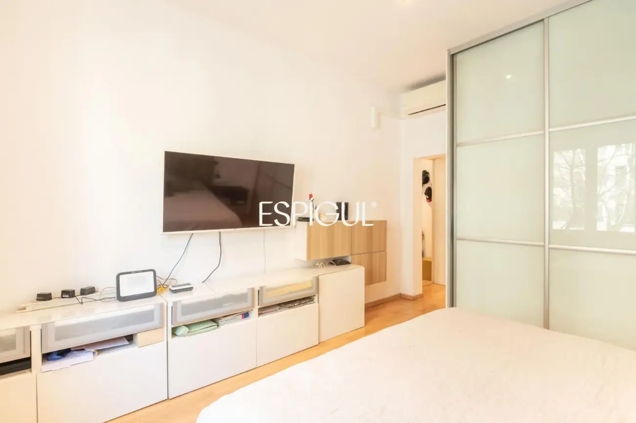 Piso en venta en Sagrada Familia