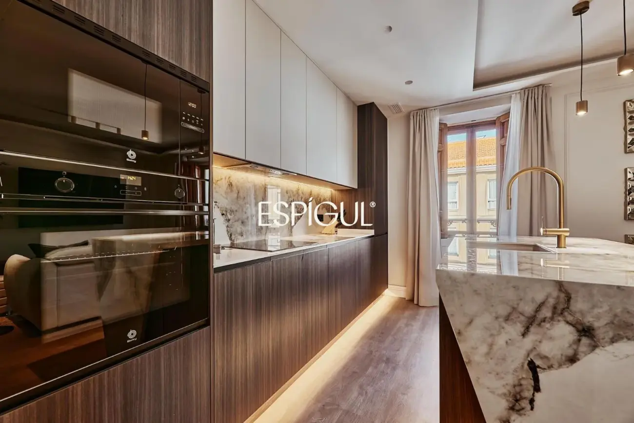 Piso en venta exterior en finca clásica, Centro