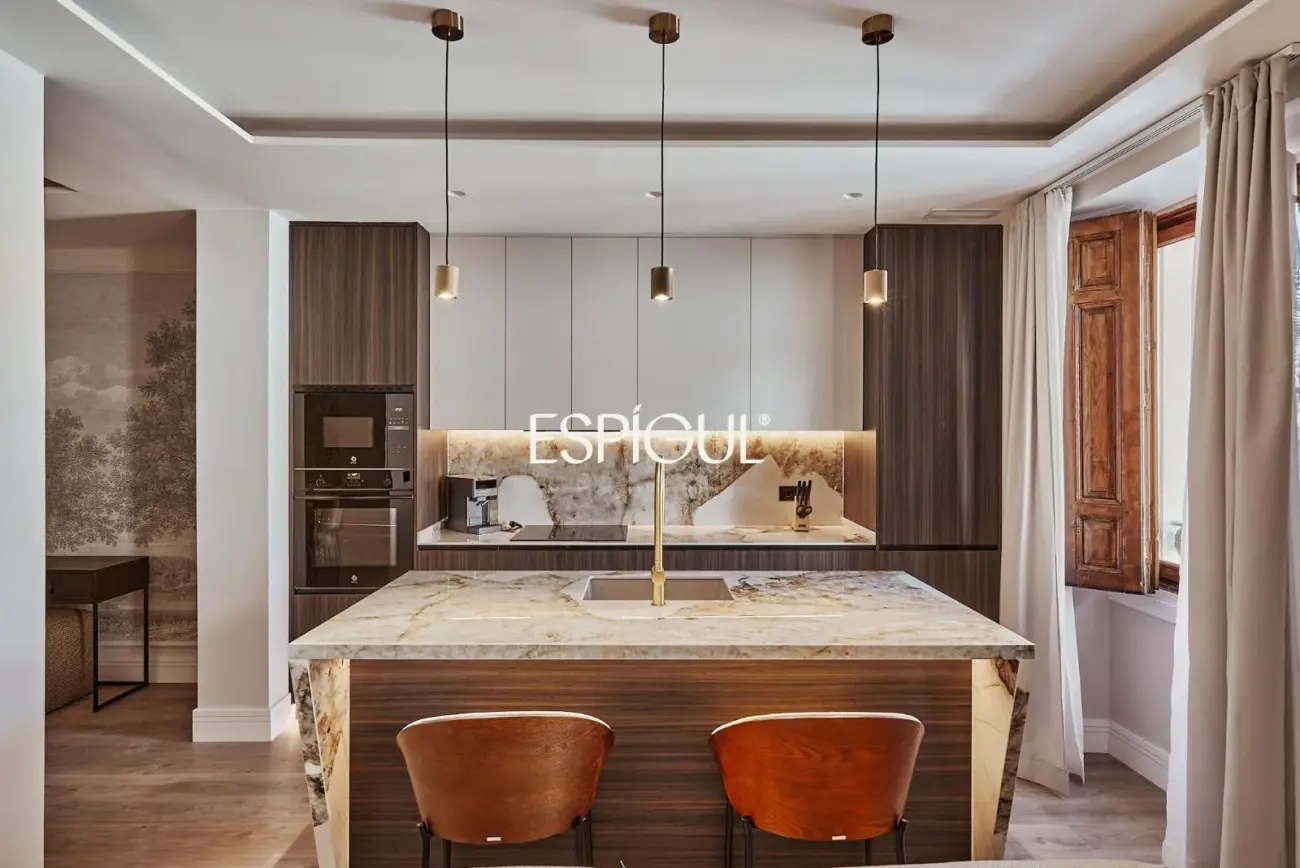 Piso en venta exterior en finca clásica, Centro