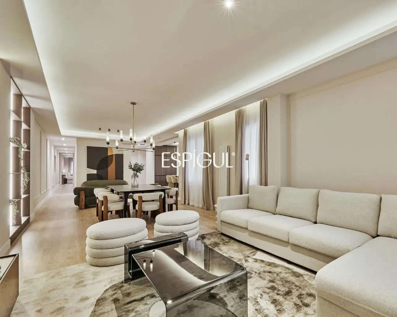 Piso en venta exterior reformado con plaza de garaje en Lista