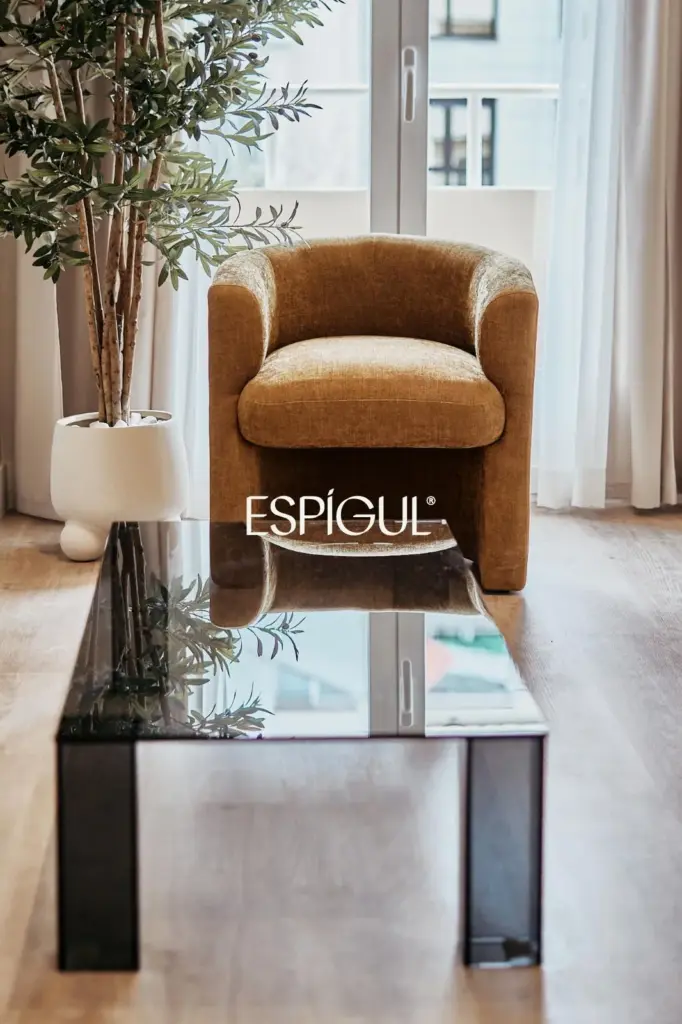 Отремонтированная внешняя квартира с террасой на продажу в Гойе, район Саламанка