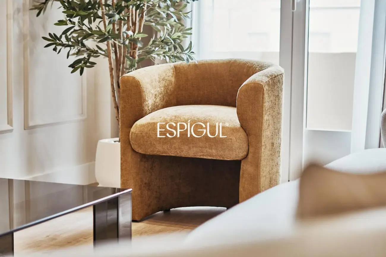 Отремонтированная внешняя квартира с террасой на продажу в Гойе, район Саламанка