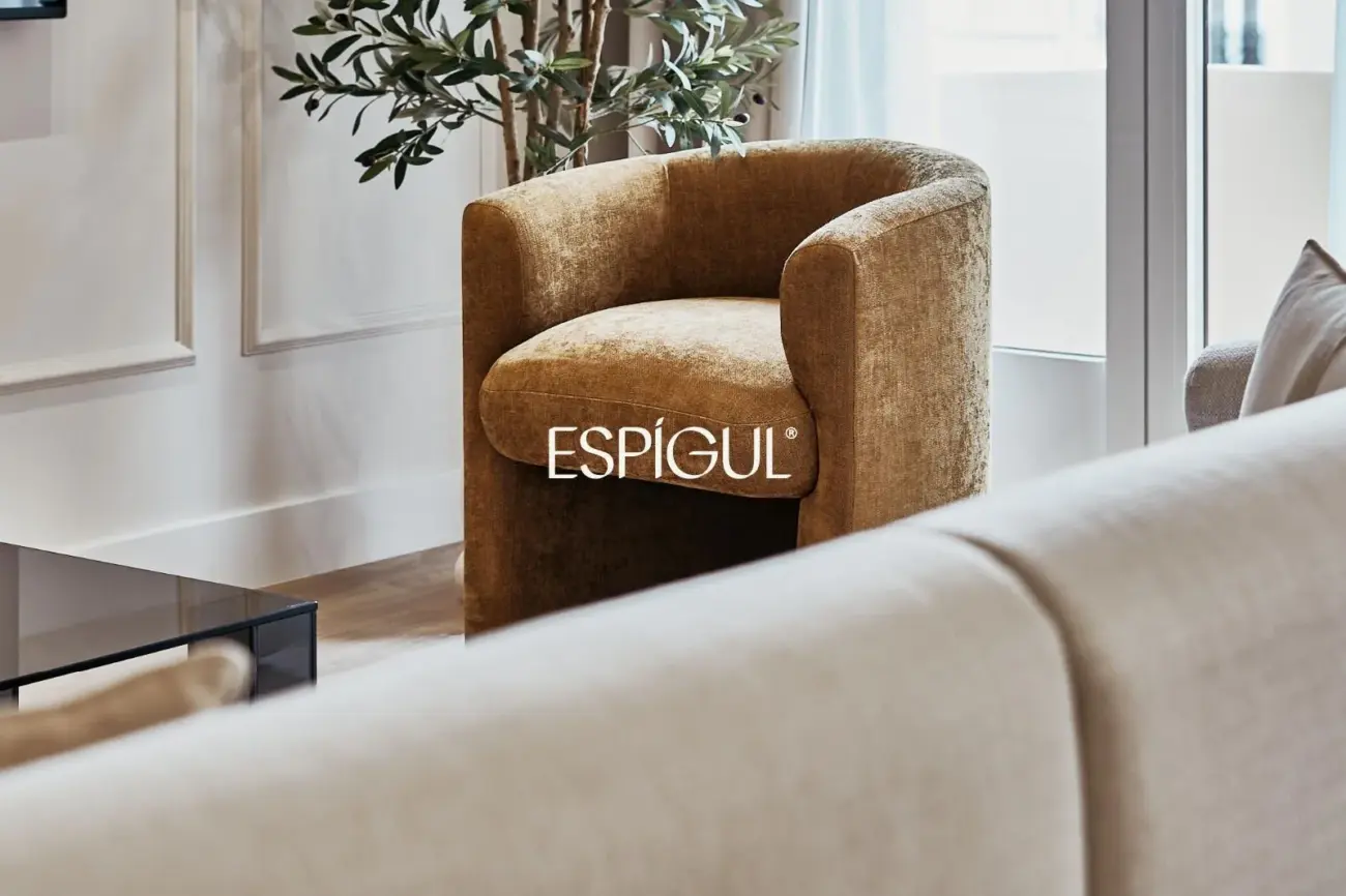 Отремонтированная внешняя квартира с террасой на продажу в Гойе, район Саламанка