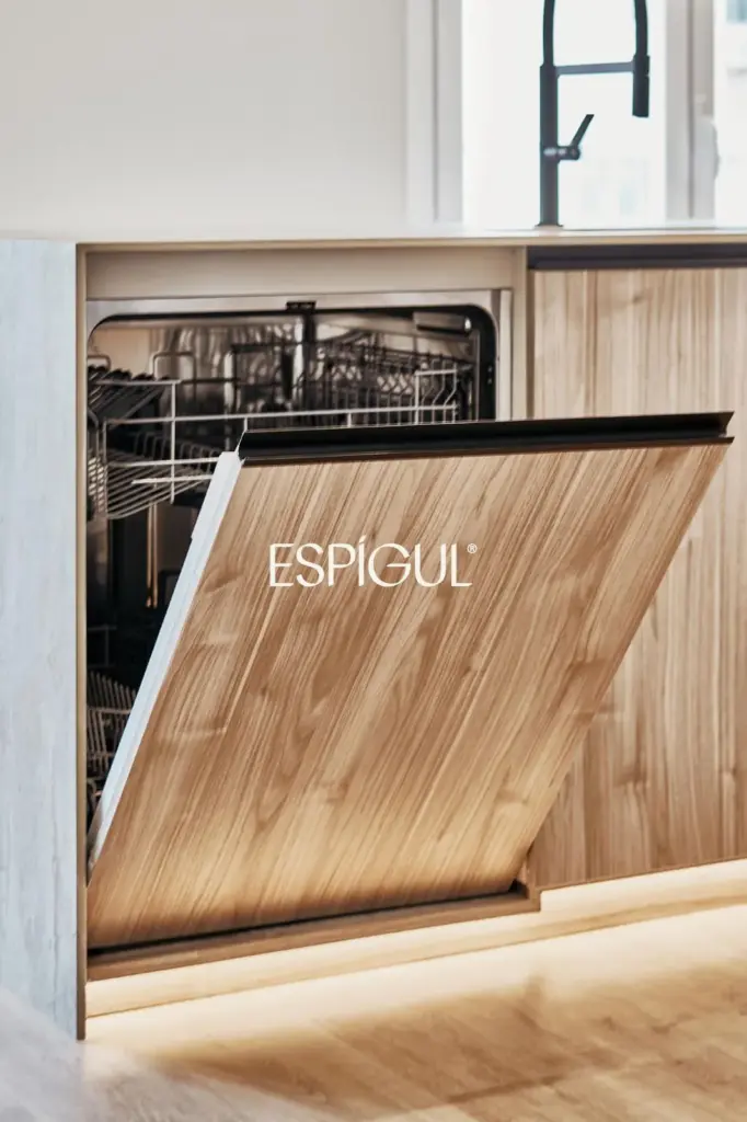 Отремонтированная внешняя квартира с террасой на продажу в Гойе, район Саламанка