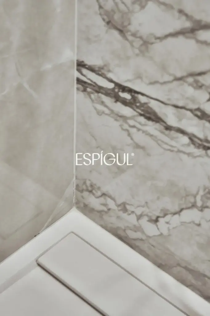 Отремонтированная внешняя квартира с террасой на продажу в Гойе, район Саламанка