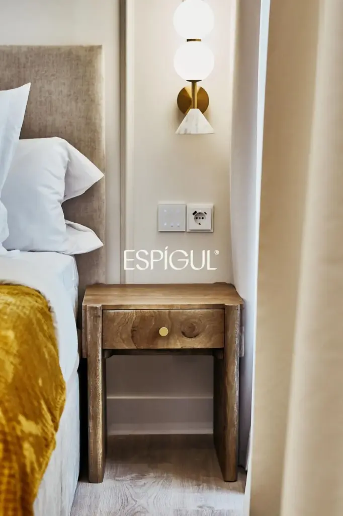 Отремонтированная внешняя квартира с террасой на продажу в Гойе, район Саламанка