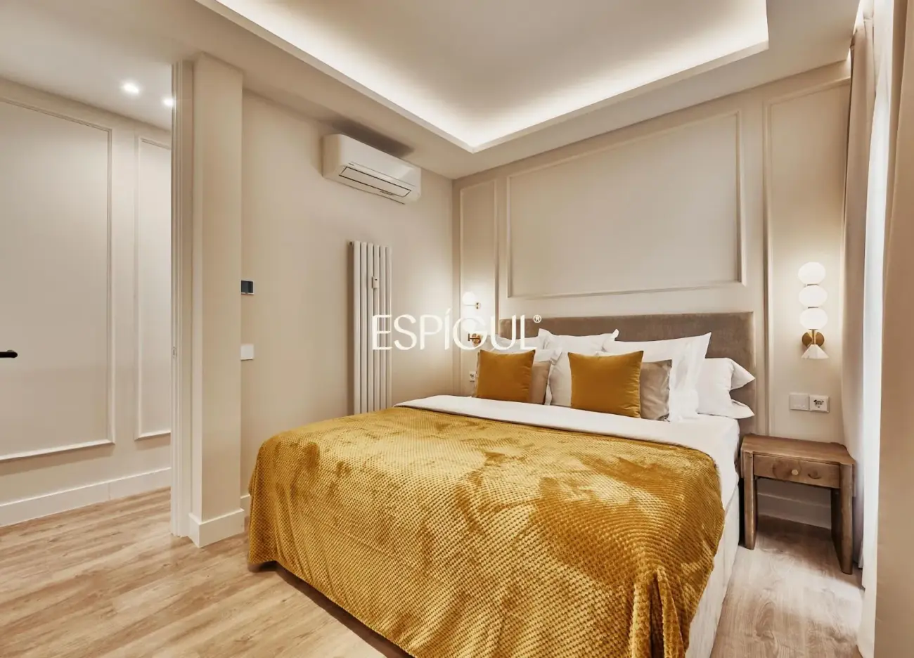 Отремонтированная внешняя квартира с террасой на продажу в Гойе, район Саламанка