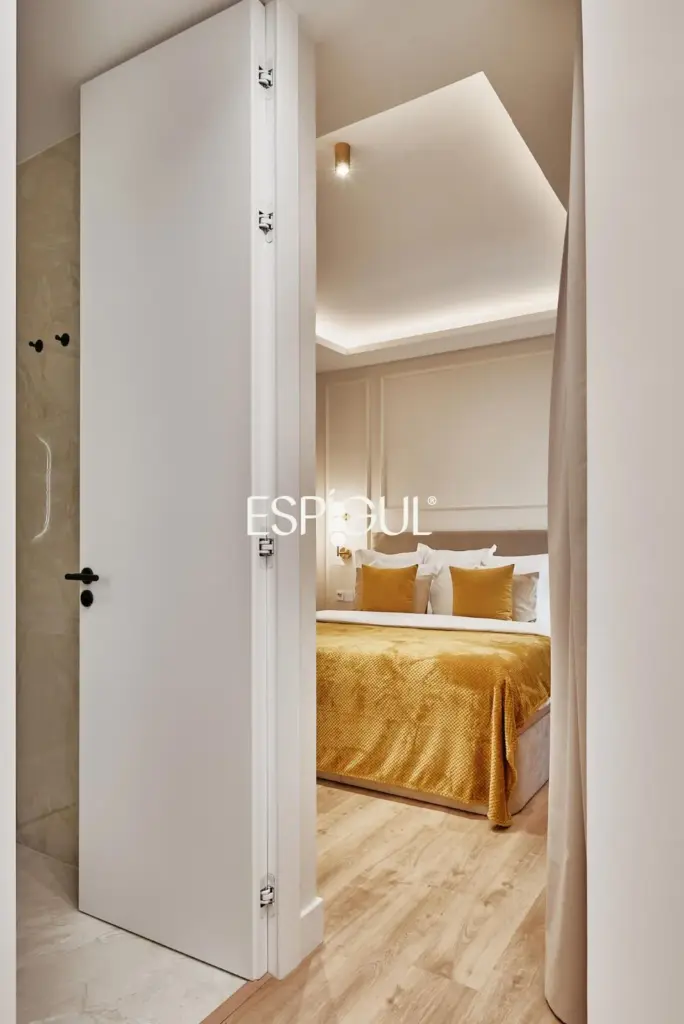 Отремонтированная внешняя квартира с террасой на продажу в Гойе, район Саламанка