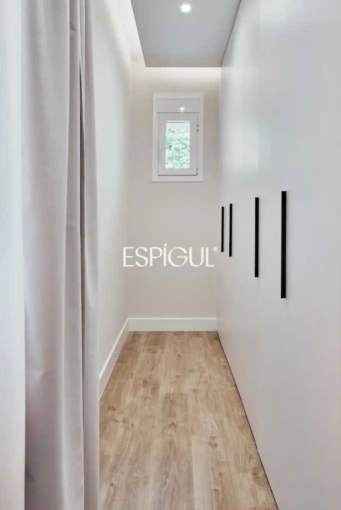 Отремонтированная внешняя квартира с террасой на продажу в Гойе, район Саламанка