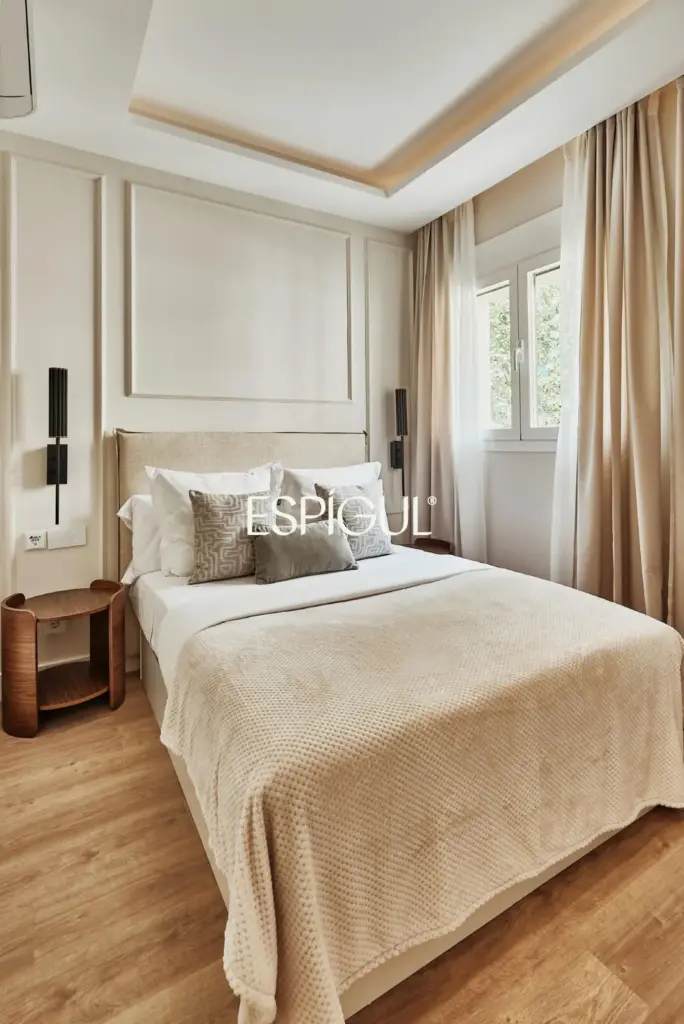 Отремонтированная внешняя квартира с террасой на продажу в Гойе, район Саламанка