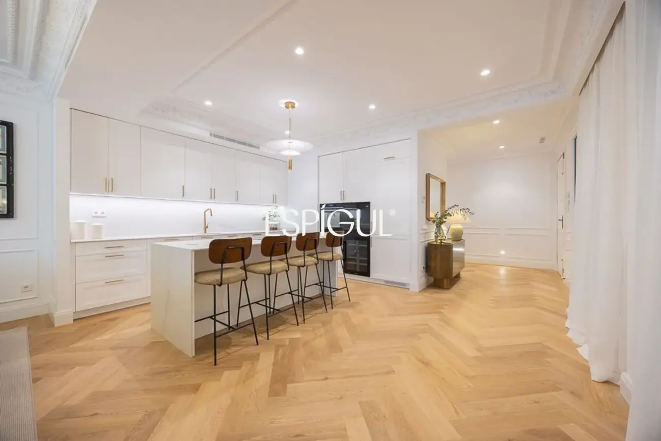 Piso en venta exterior reformado en Castellana, Barrio de Salamanca