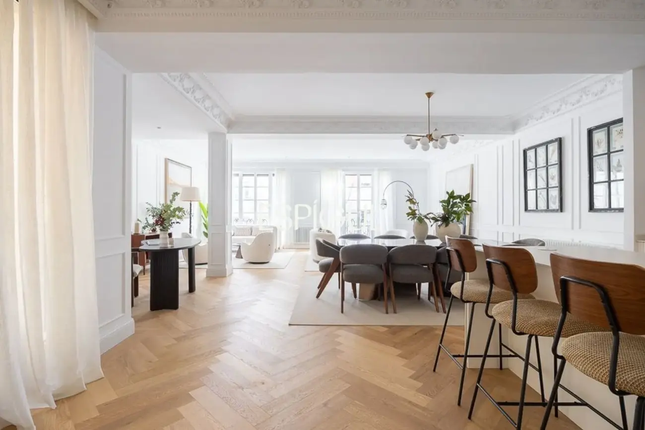 Piso en venta exterior reformado en Castellana, Barrio de Salamanca