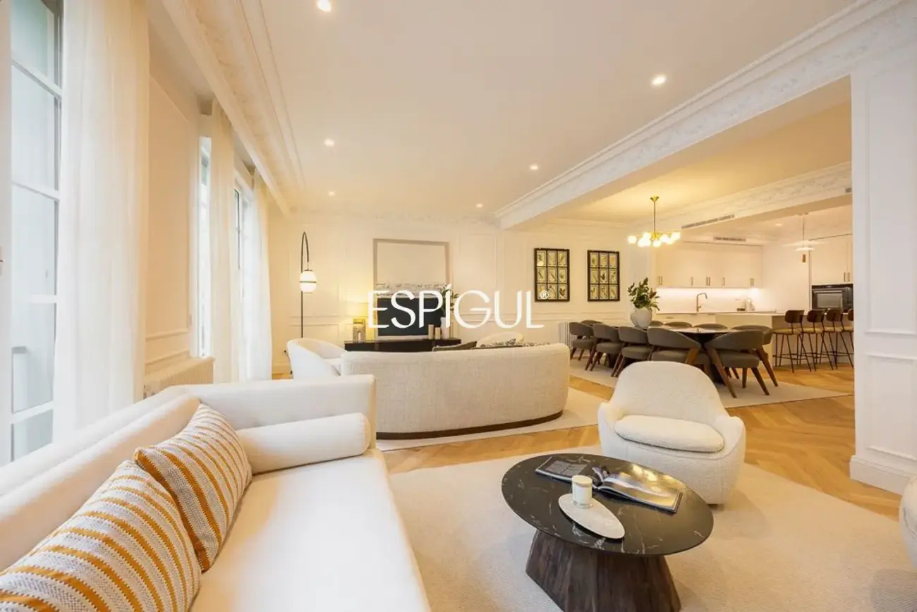 Piso en venta exterior reformado en Castellana, Barrio de Salamanca