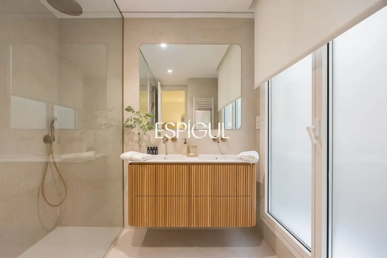 Piso en venta exterior reformado en Castellana, Barrio de Salamanca