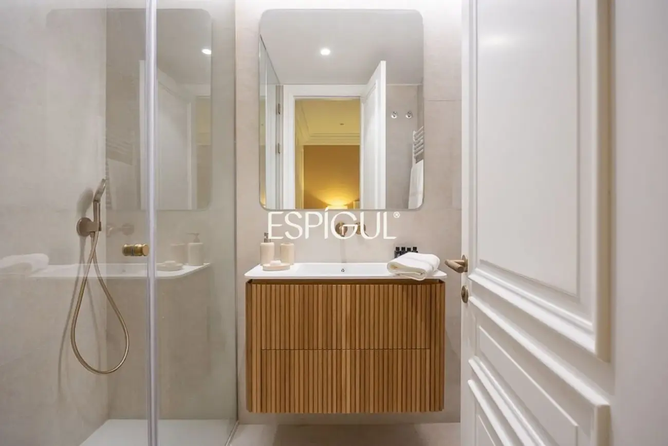 Piso en venta exterior reformado en Castellana, Barrio de Salamanca