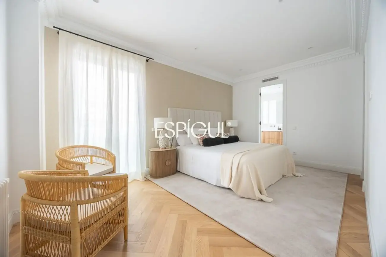 Piso en venta exterior reformado en Castellana, Barrio de Salamanca