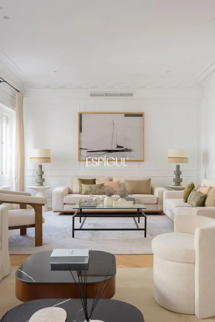 Piso en venta exterior reformado en Recoletos