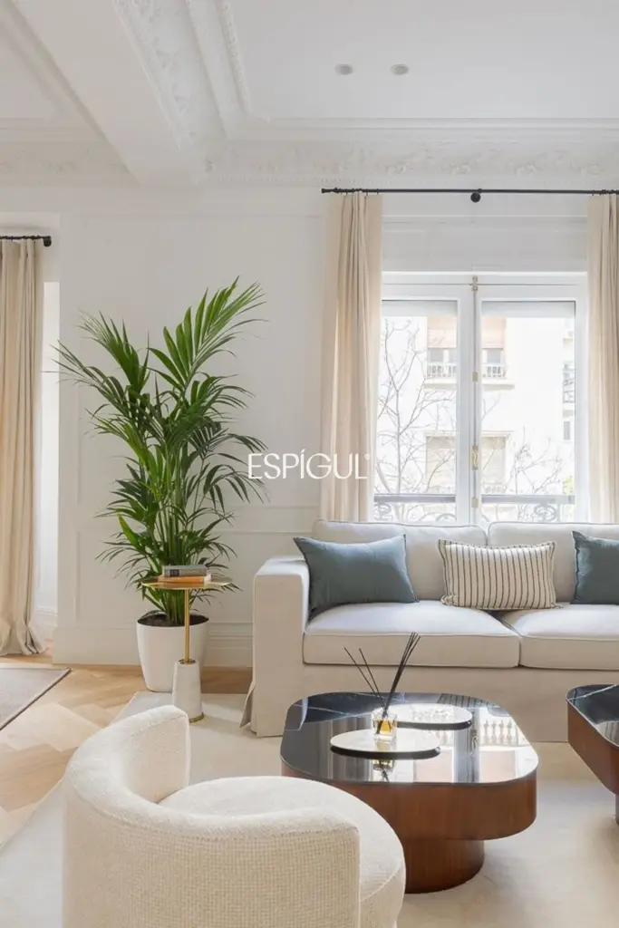 Piso en venta exterior reformado en Recoletos