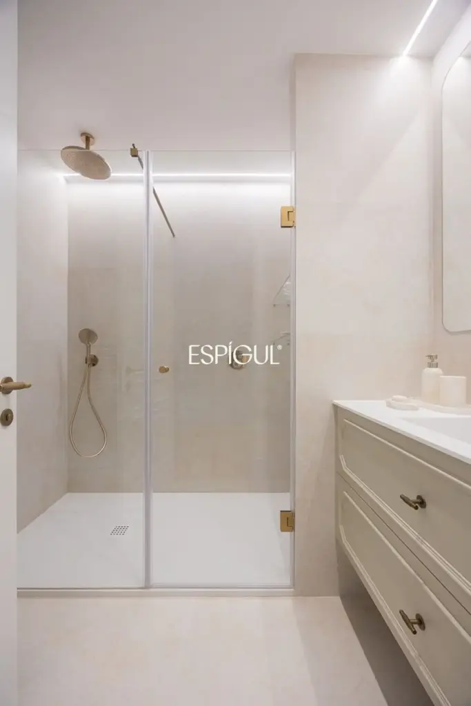 Piso en venta exterior reformado en Recoletos