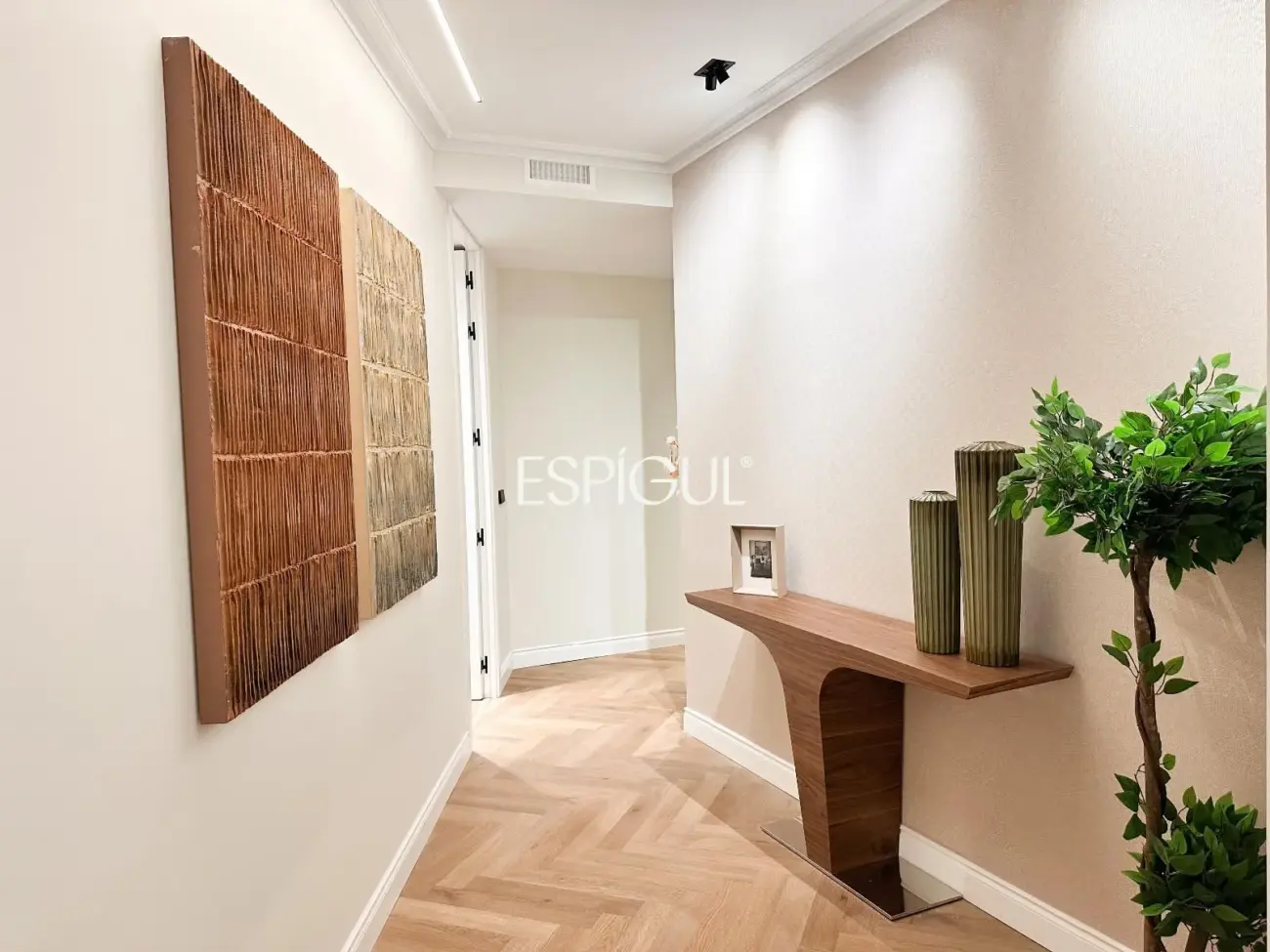 Piso en venta exterior, reformado y amueblado en Goya