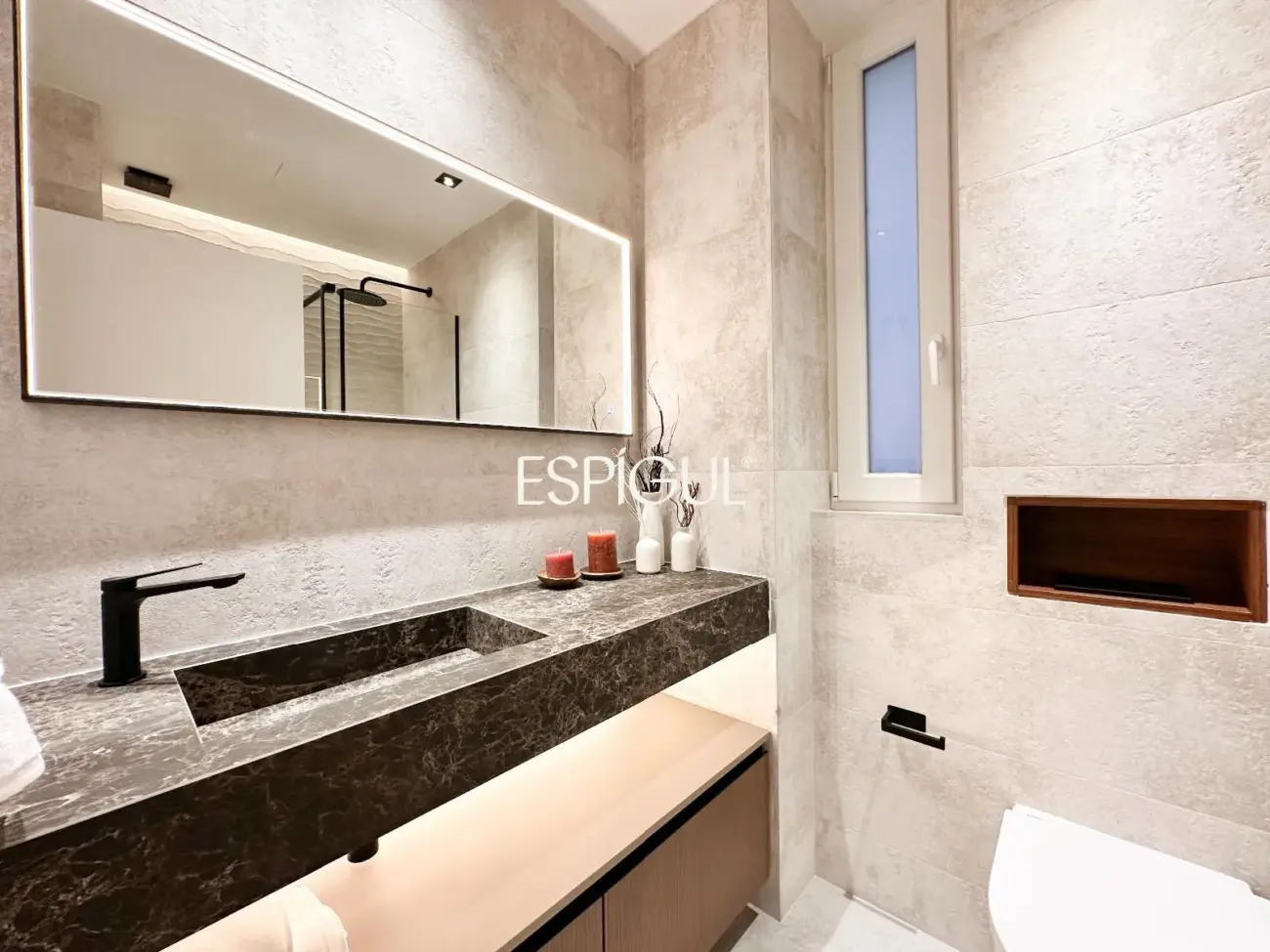 Piso en venta exterior, reformado y amueblado en Goya