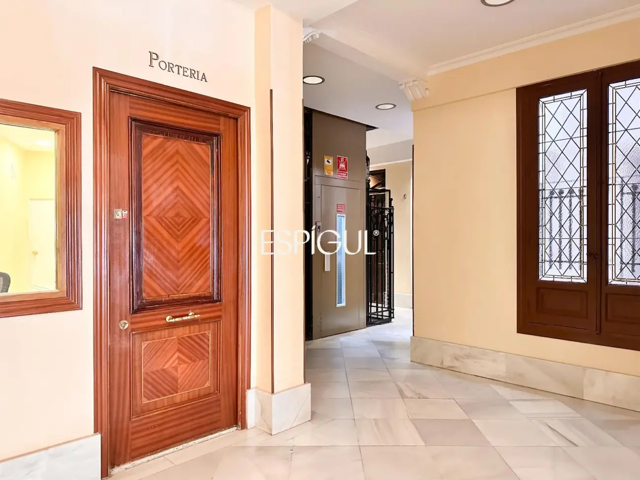 Piso en venta exterior, reformado y amueblado en Goya
