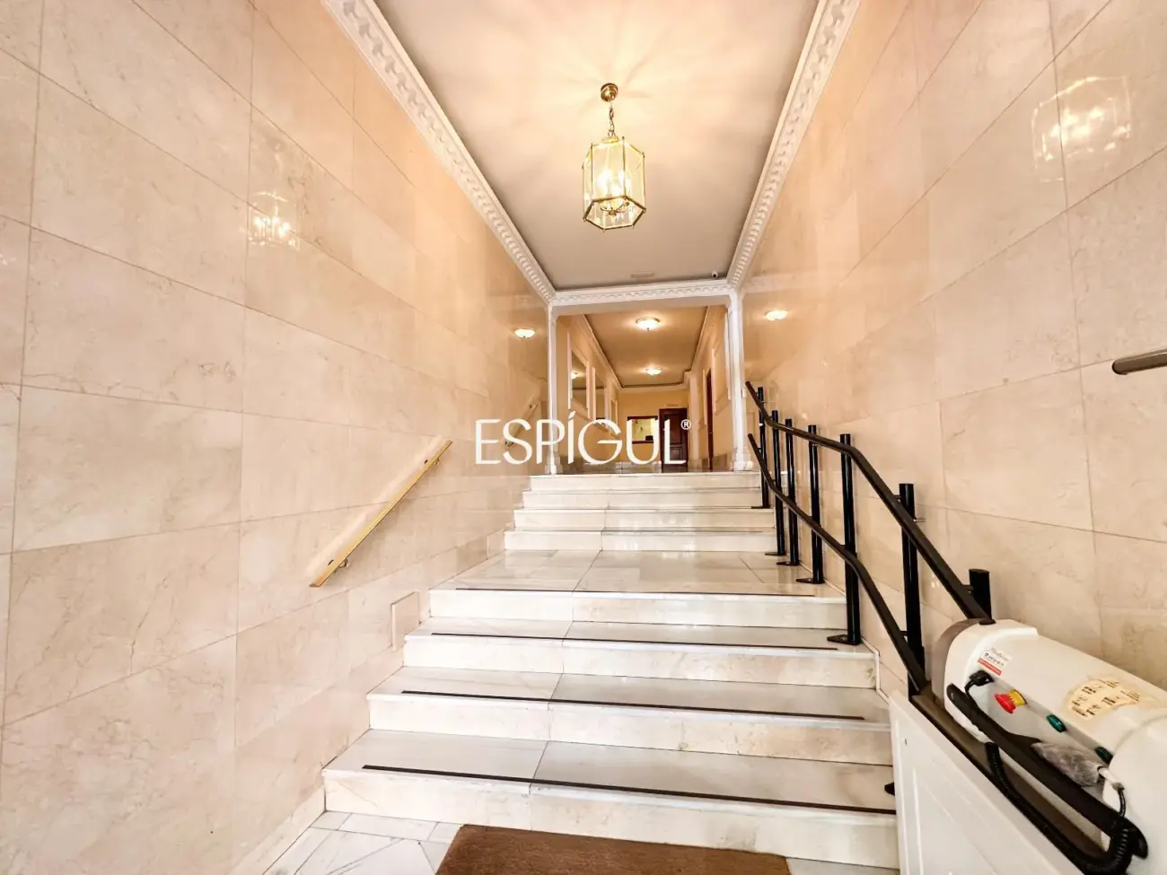 Piso en venta exterior, reformado y amueblado en Goya