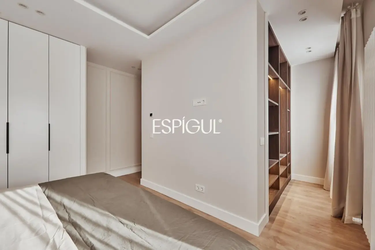 Piso en venta reformado con plaza de garaje incluida en el precio, Lista