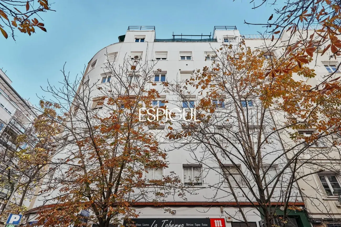 Piso en venta reformado con plaza de garaje incluida en el precio, Lista